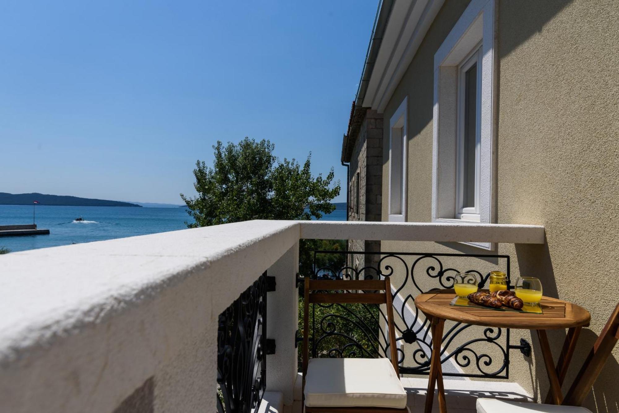 Deluxe Apartment Dobrila Kaštela Exterior foto
