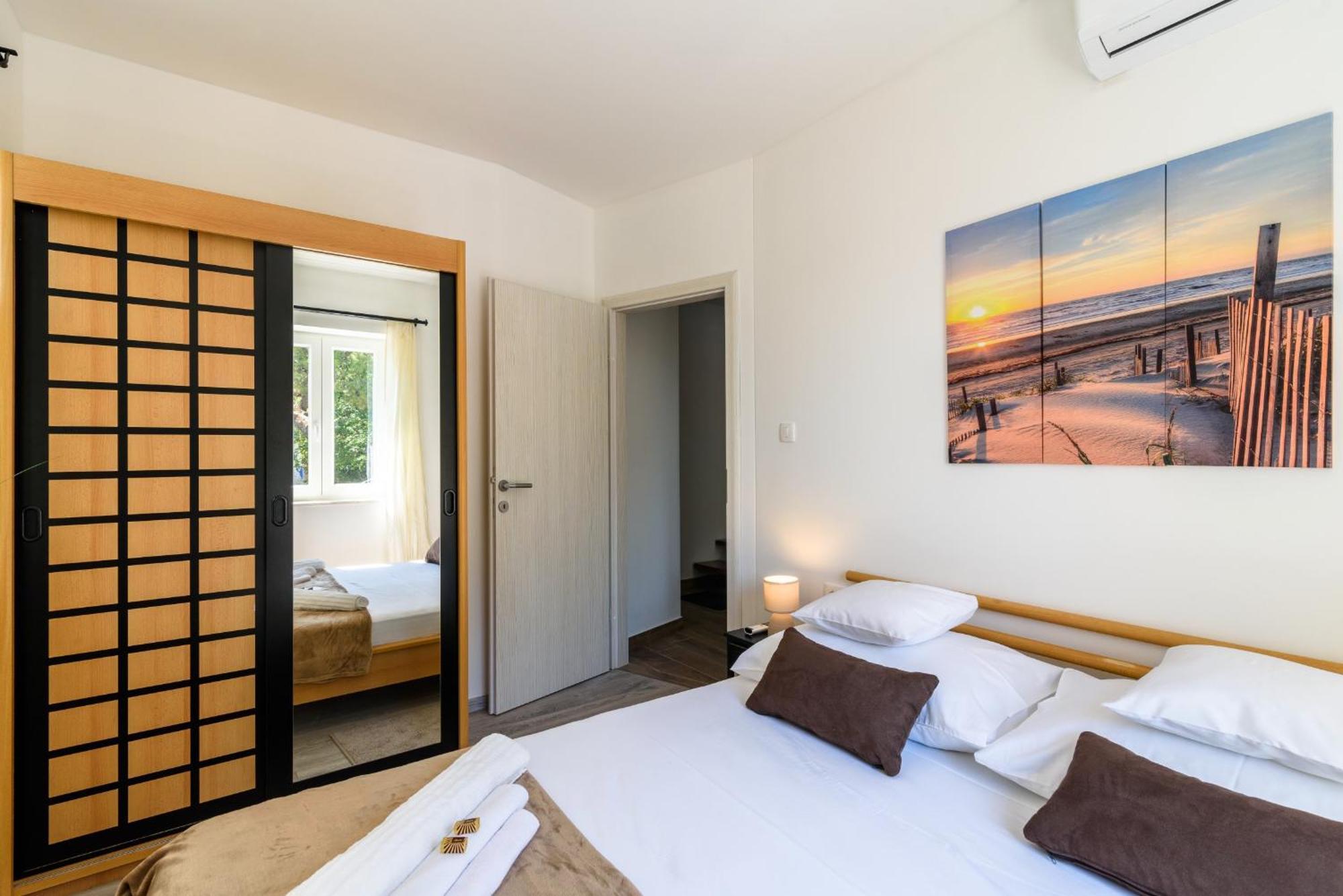Deluxe Apartment Dobrila Kaštela Exterior foto